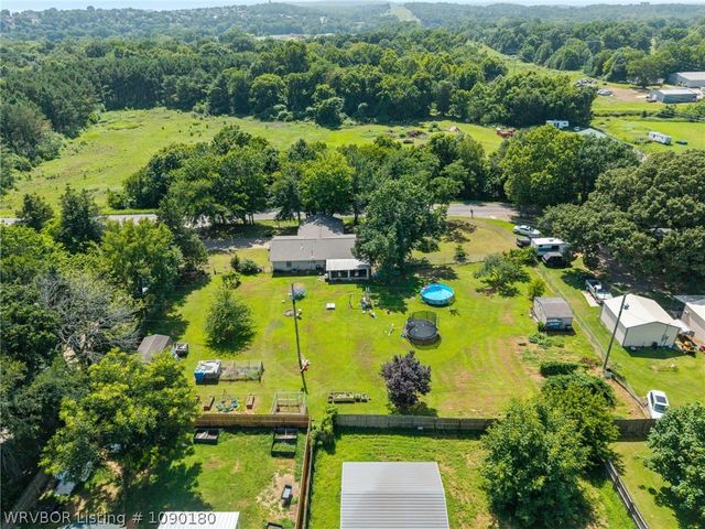 2306 Pevehouse Road, Van Buren, AR 72956