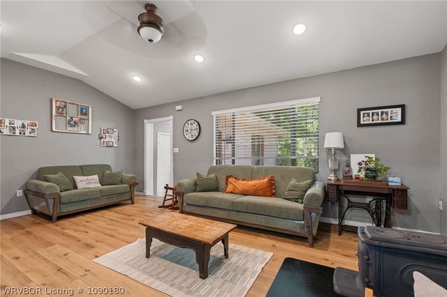 2306 Pevehouse Road, Van Buren, AR 72956
