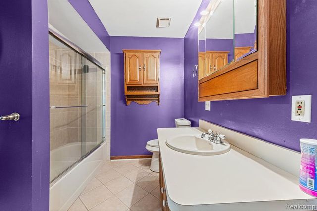 23622 Cottrell Street 5, Clinton Township, MI 48035