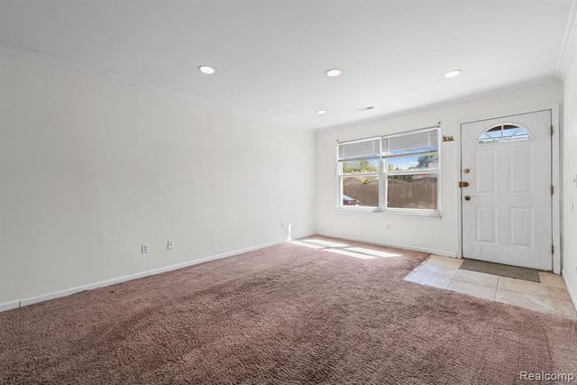 23622 Cottrell Street 5, Clinton Township, MI 48035