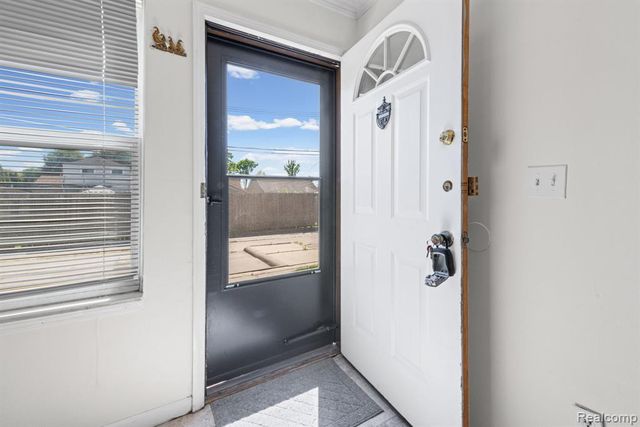 23622 Cottrell Street 5, Clinton Township, MI 48035