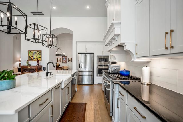 216 N Opulent Drive N, Montgomery, TX 77316