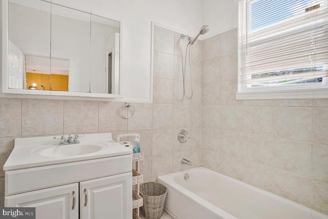 5623 GREENHILL AVE, Baltimore, MD 21206