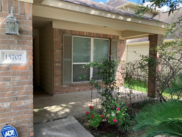 15707 Sheldon Ridge Way, Houston, TX 77044