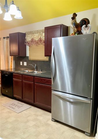 15707 Sheldon Ridge Way, Houston, TX 77044