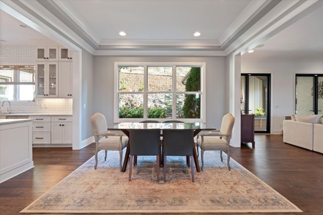 1023 Stockett Dr, Nashville, TN 37221