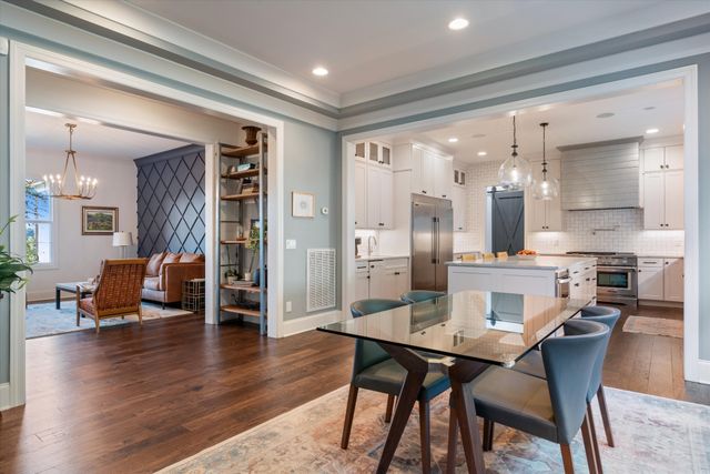 1023 Stockett Dr, Nashville, TN 37221