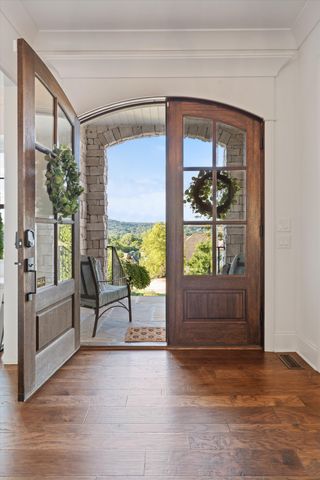 1023 Stockett Dr, Nashville, TN 37221