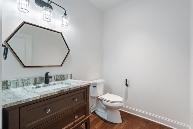 1023 Stockett Dr, Nashville, TN 37221