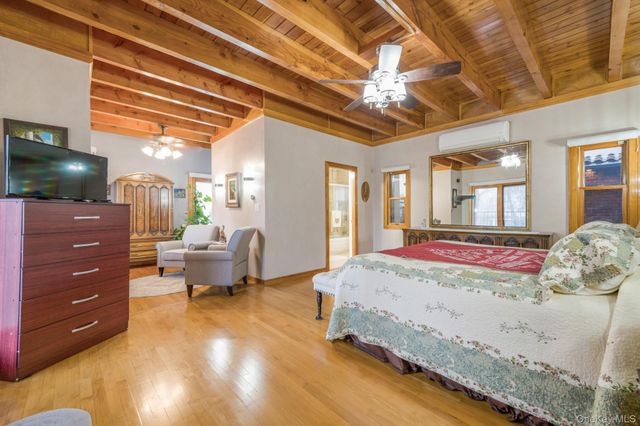 6372 74th Street, Middle Village, NY 11379