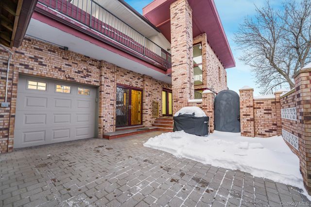 6372 74th Street, Middle Village, NY 11379