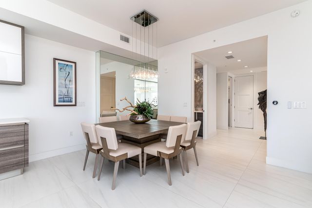 155 E BOCA RATON Road 820, Boca Raton, FL 33432
