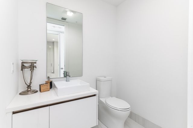 155 E BOCA RATON Road 820, Boca Raton, FL 33432