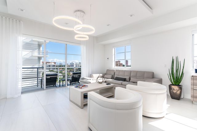 155 E BOCA RATON Road 820, Boca Raton, FL 33432