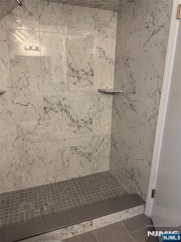 290 Paterson Plank Road 3, Jersey City, NJ 07307