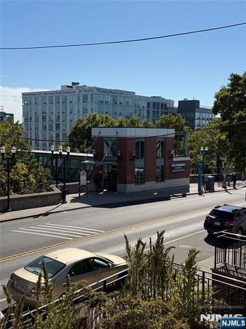 290 Paterson Plank Road 3, Jersey City, NJ 07307
