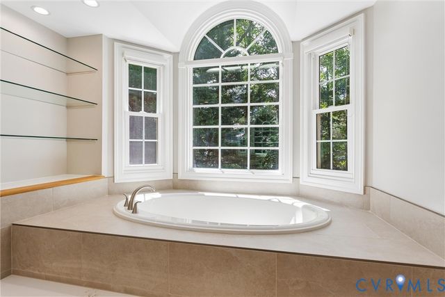 3009 Travis Pond Rd, Williamsburg, VA 23185