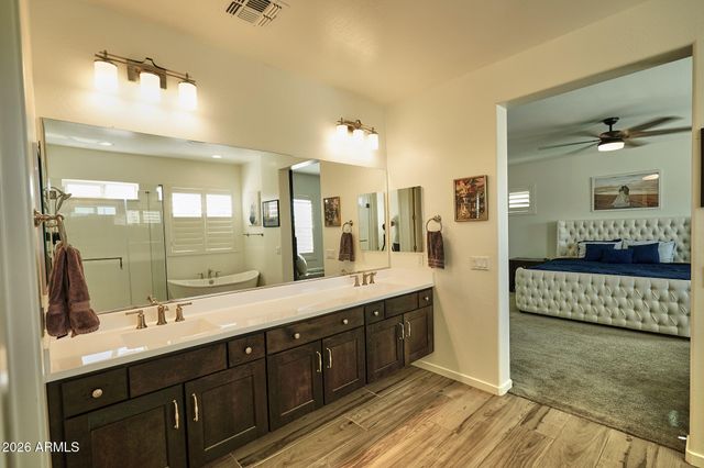 16622 S 6TH Place, Phoenix, AZ 85048