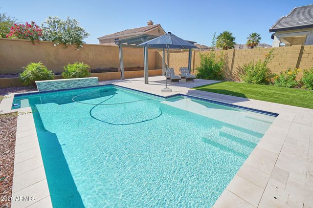 16622 S 6TH Place, Phoenix, AZ 85048