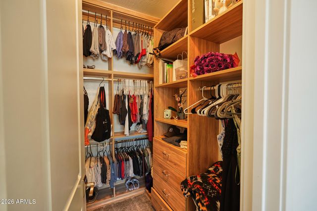 16622 S 6TH Place, Phoenix, AZ 85048