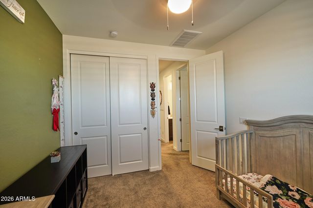 16622 S 6TH Place, Phoenix, AZ 85048