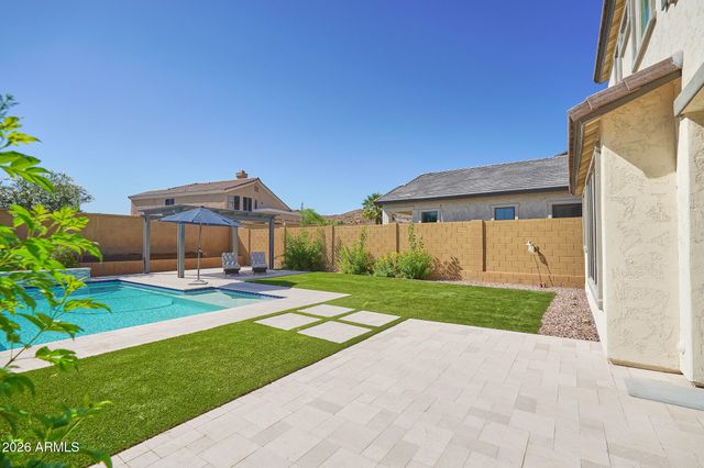 16622 S 6TH Place, Phoenix, AZ 85048