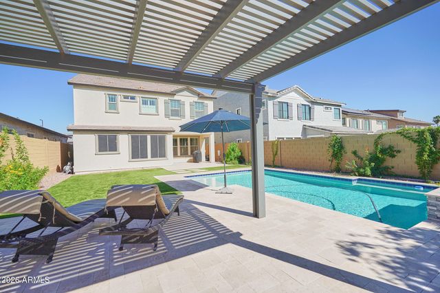 16622 S 6TH Place, Phoenix, AZ 85048