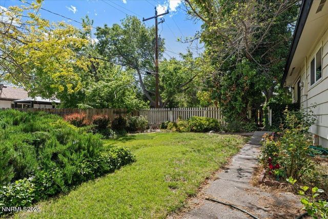 2750 Gellert Drive, Reno, NV 89503