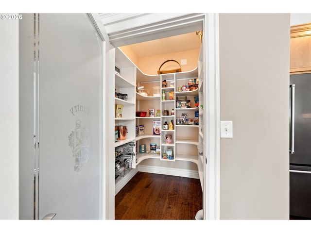 2304 Nw 209TH St, Ridgefield, WA 98642