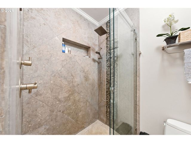 2304 Nw 209TH St, Ridgefield, WA 98642