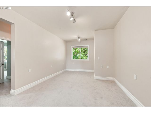 2304 Nw 209TH St, Ridgefield, WA 98642