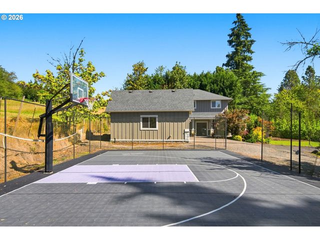 2304 Nw 209TH St, Ridgefield, WA 98642