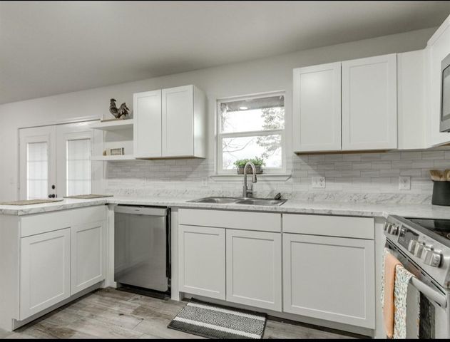 141 Folsom Drive, Mcloud, OK 74851