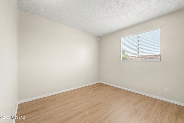 1745 E Glenn St Apt 202, Tucson, AZ 85719