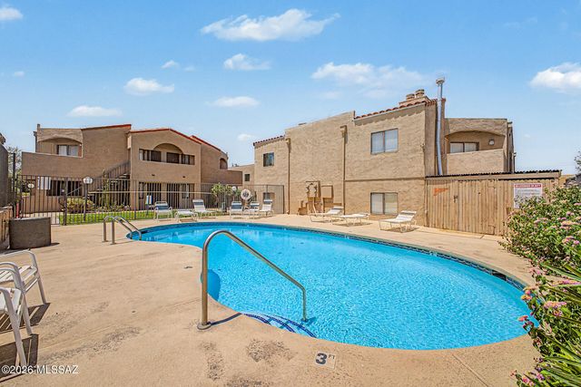 1745 E Glenn St Apt 202, Tucson, AZ 85719