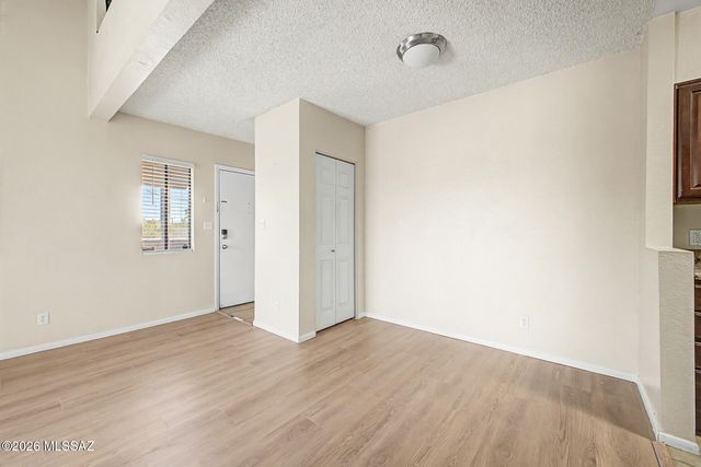 1745 E Glenn St Apt 202, Tucson, AZ 85719