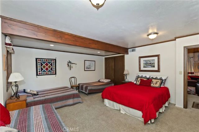 691 Cottage Grove Road, Lake Arrowhead, CA 92352