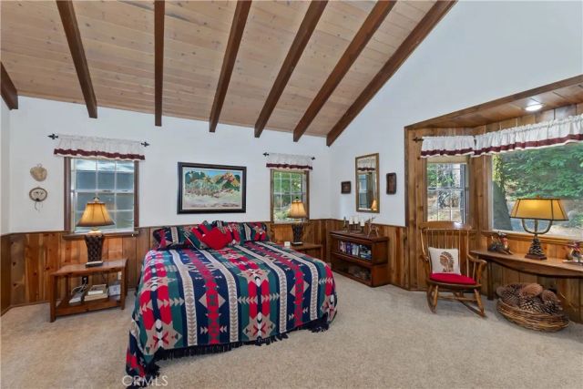 691 Cottage Grove Road, Lake Arrowhead, CA 92352