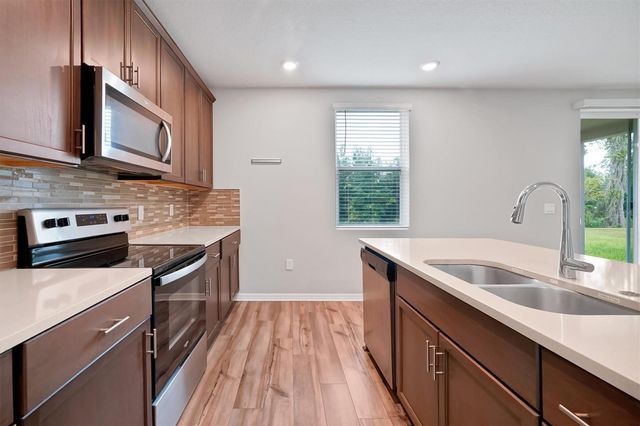17389 BACK BAY COURT, Clermont, FL 34714