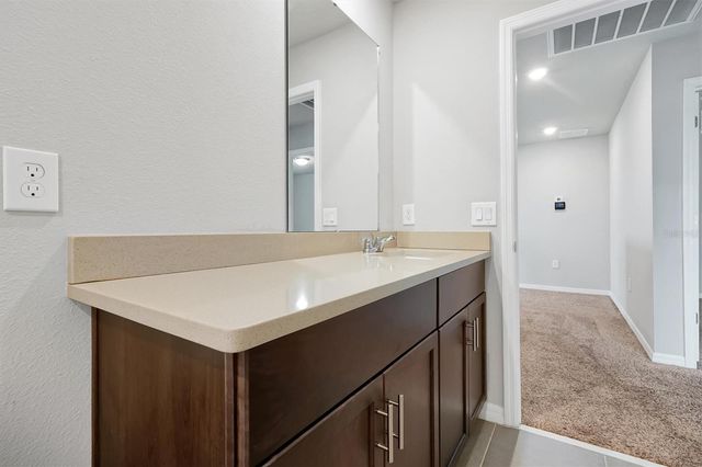 17389 BACK BAY COURT, Clermont, FL 34714
