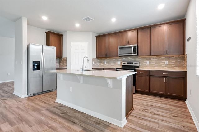 17389 BACK BAY COURT, Clermont, FL 34714