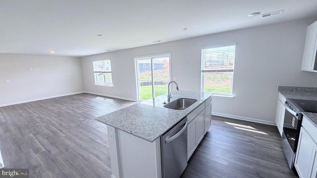 107 DINGES ST, Stephens City, VA 22655