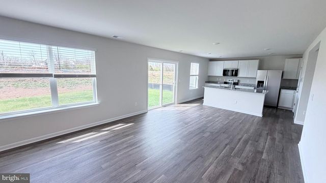 107 DINGES ST, Stephens City, VA 22655