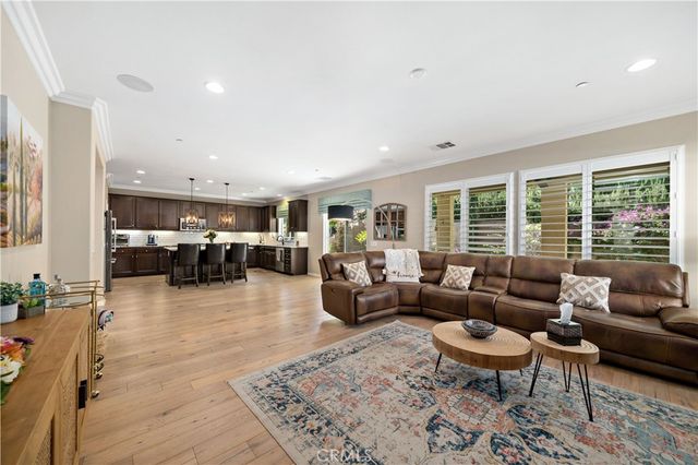 44260 Nighthawk Pass, Temecula, CA 92592