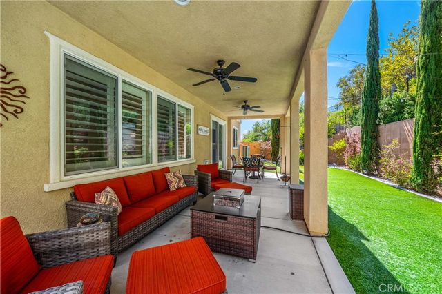 44260 Nighthawk Pass, Temecula, CA 92592