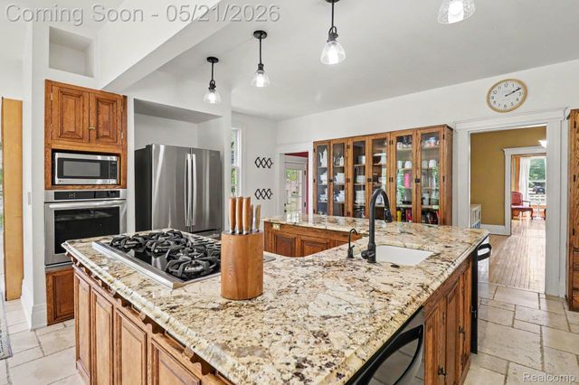 95 Dennison Street, Oxford Village, MI 48371