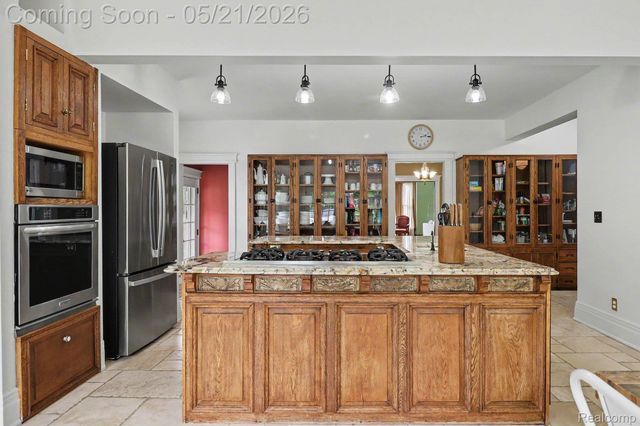 95 Dennison Street, Oxford Village, MI 48371