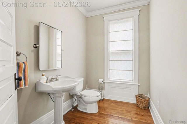95 Dennison Street, Oxford Village, MI 48371