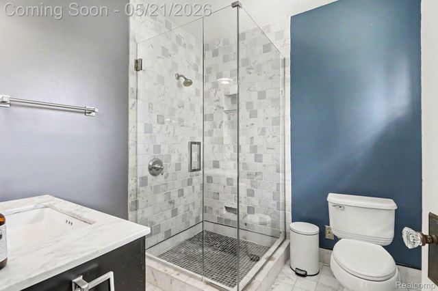 95 Dennison Street, Oxford Village, MI 48371