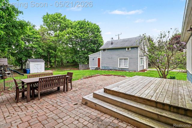 95 Dennison Street, Oxford Village, MI 48371